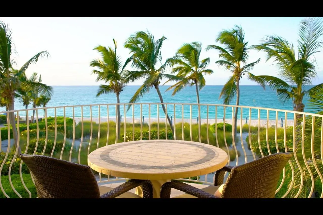 Hotel The Villa Renaissance Providenciales