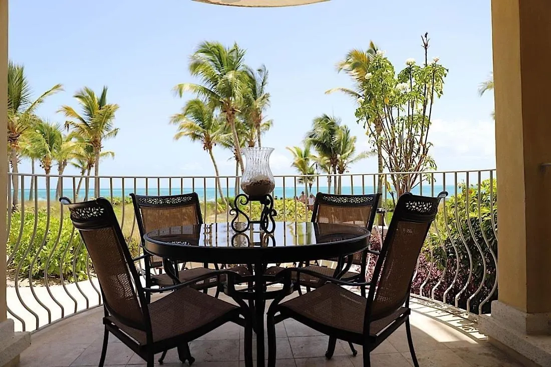 The Villa Renaissance Providenciales 5*,