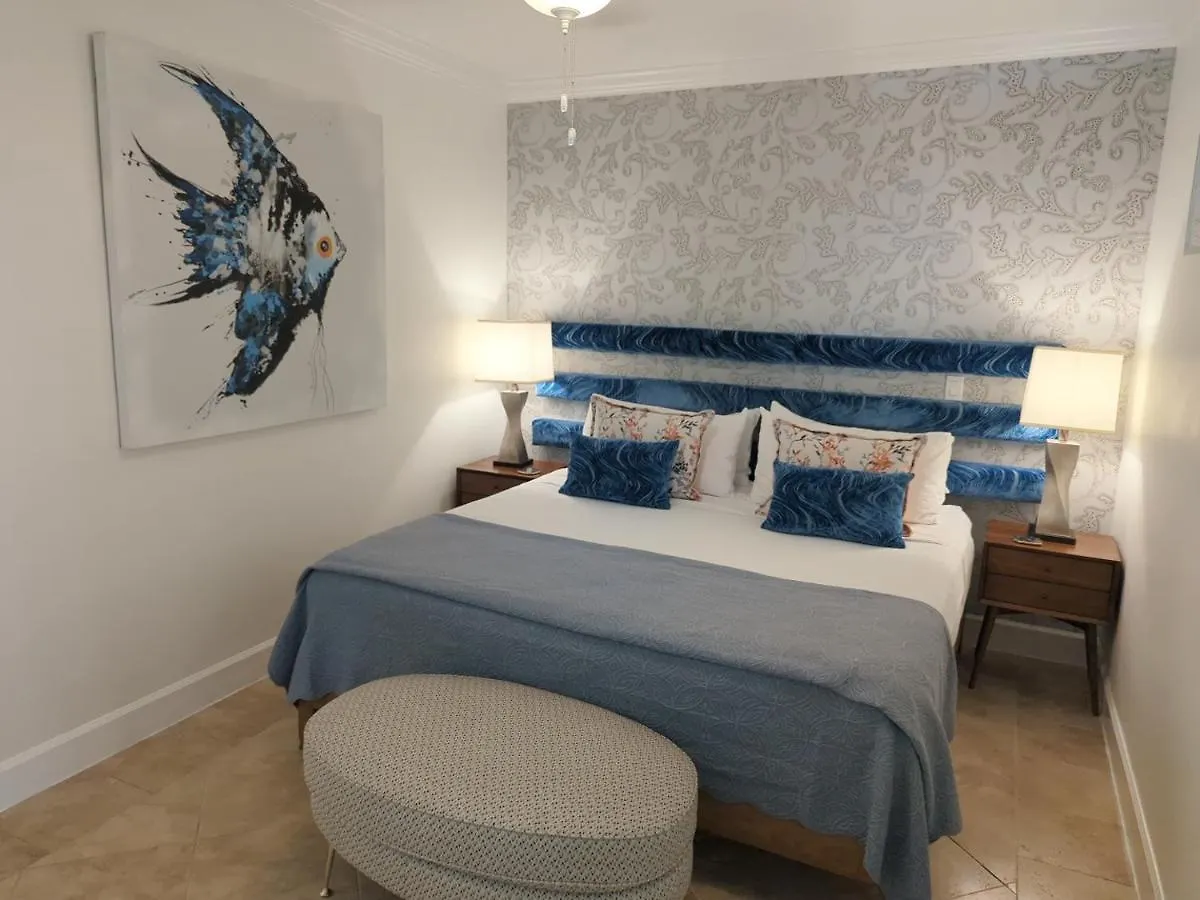 The Villa Renaissance Providenciales 5*,